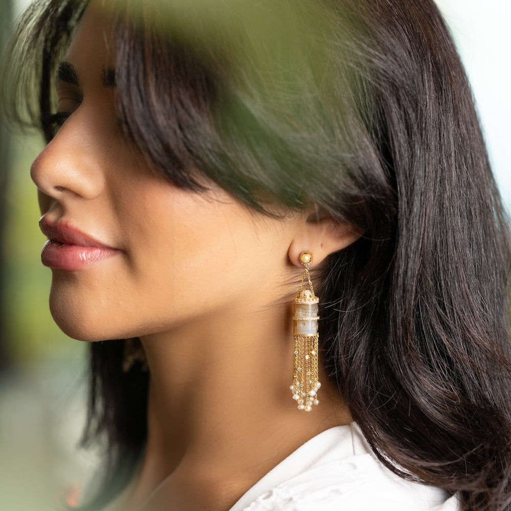 Qasr Al Hons Agate Earrings